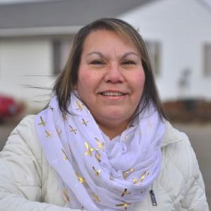 Lisa Thompson-Heth